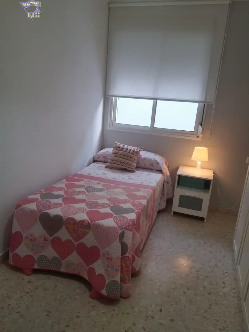 Dormitori de Casa adosada de lloguer en Arcos de la Frontera amb Aire condicionat, Terrassa i Moblat