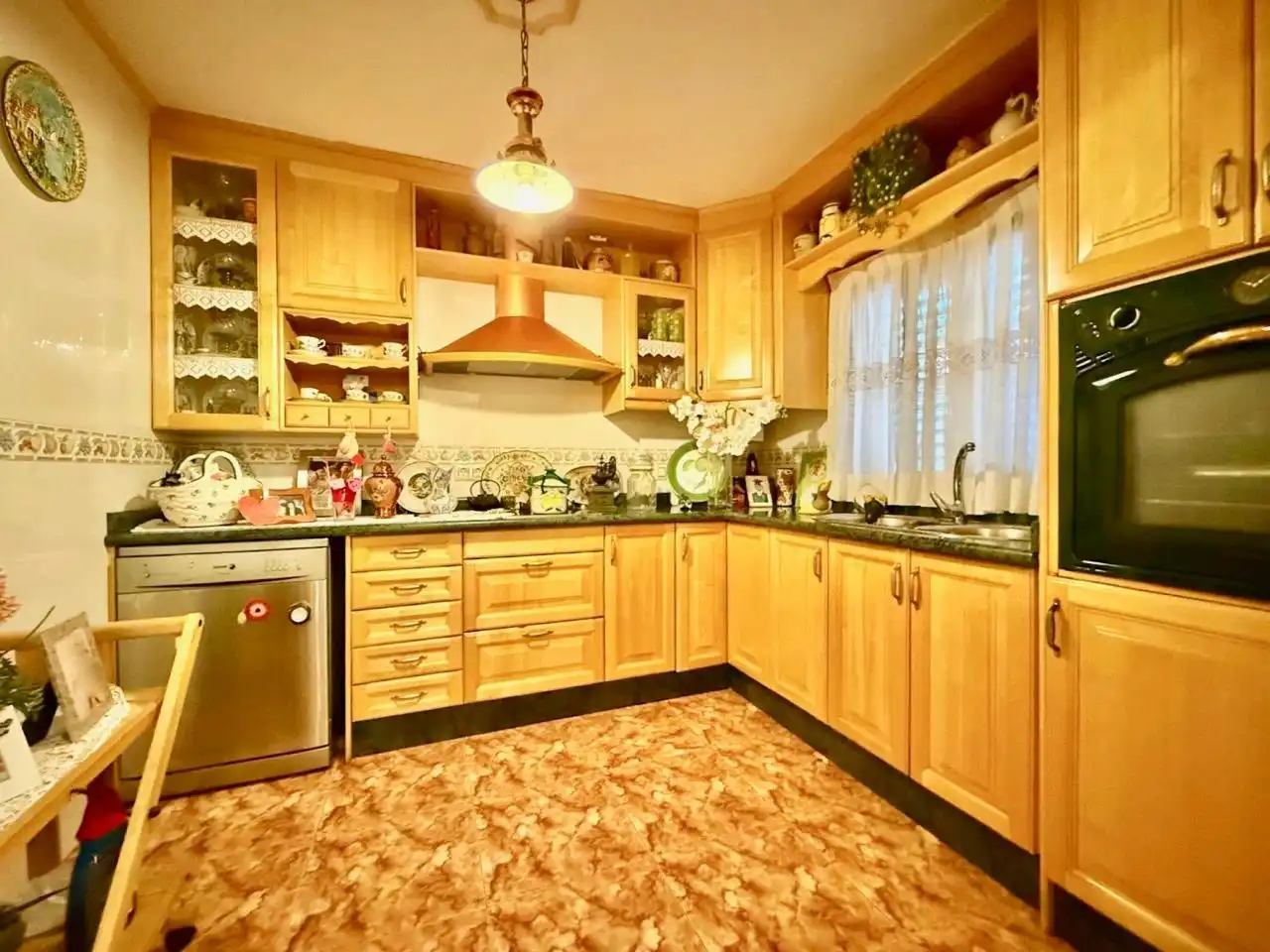 Terraced house with terrace for sale in Juzgados - Plaza de Toros, imagen 4