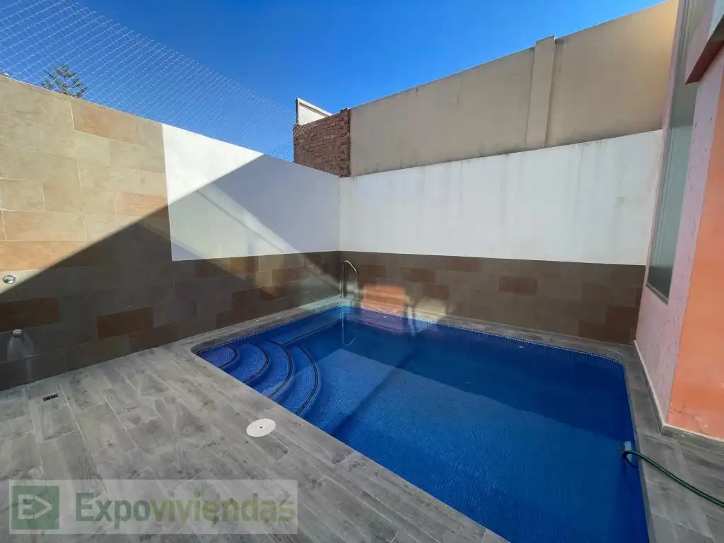 Piscina de Apartamento en venta en Cartagena