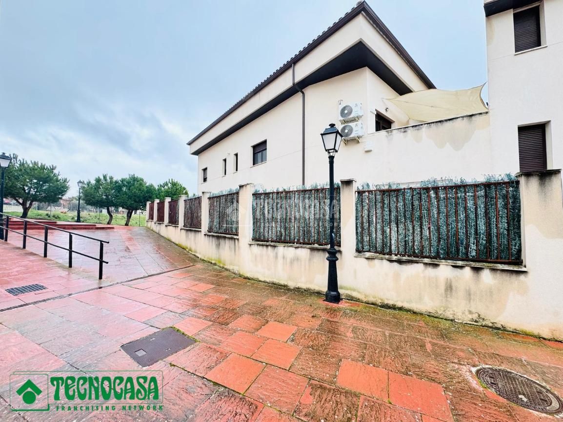 Dúplex en venda a Cobisa