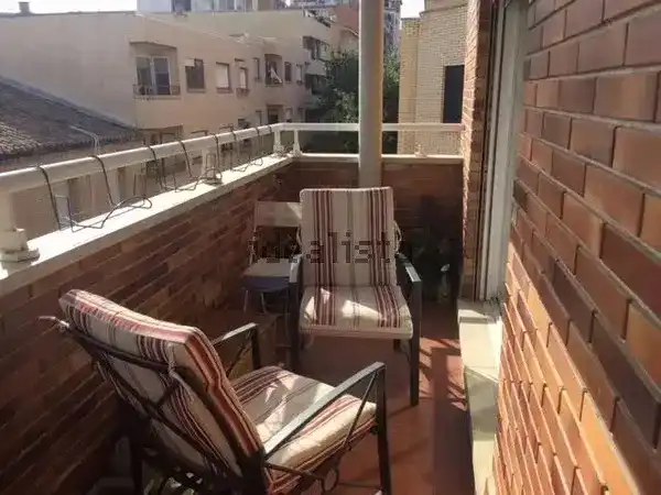 Terrassa de Àtic en venda en  Zaragoza Capital amb Aire condicionat, Piscina i Balcó