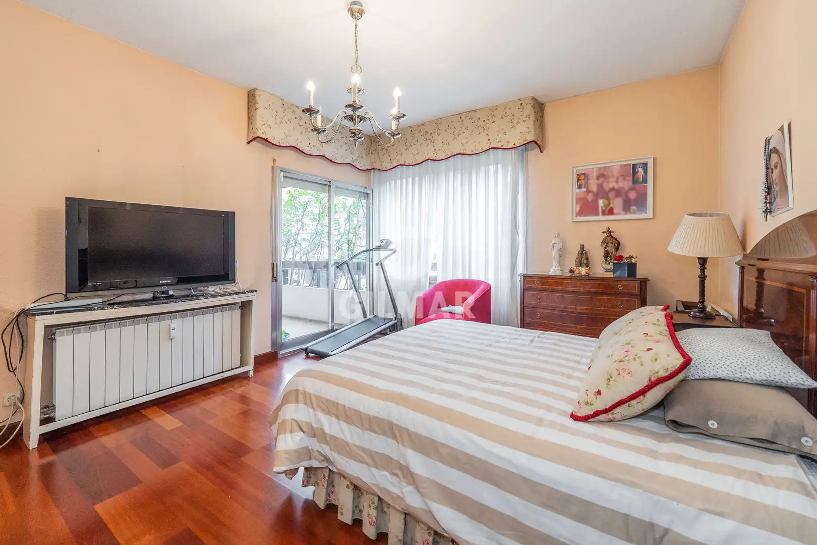 Habitación de Piso en venta en Madrid con Calefacción, Jardín privado y Trastero