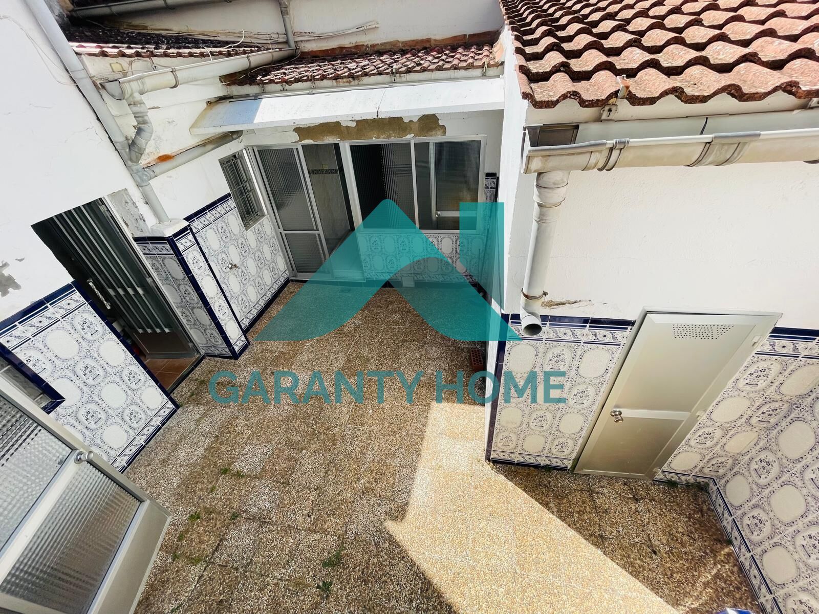 Exterior view of House or chalet for sale in Cáceres Capital  with Air Conditioner, Terrace and Storage room