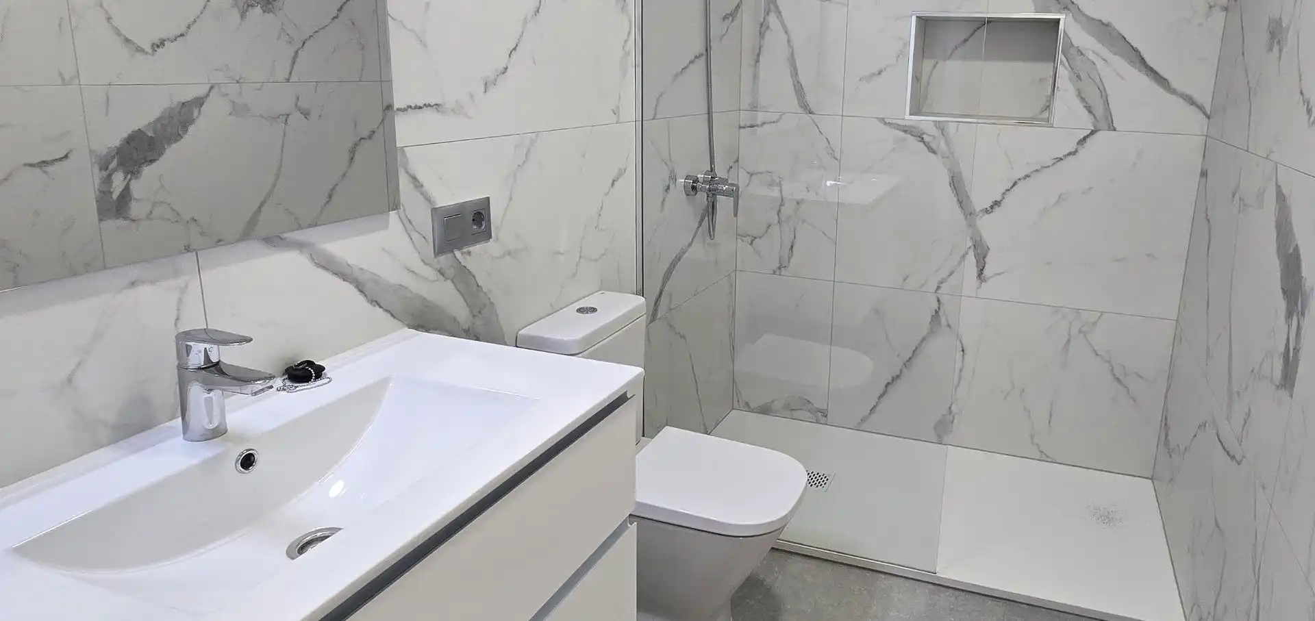 Baño de Piso en venta en Arafo con Terraza y Balcón