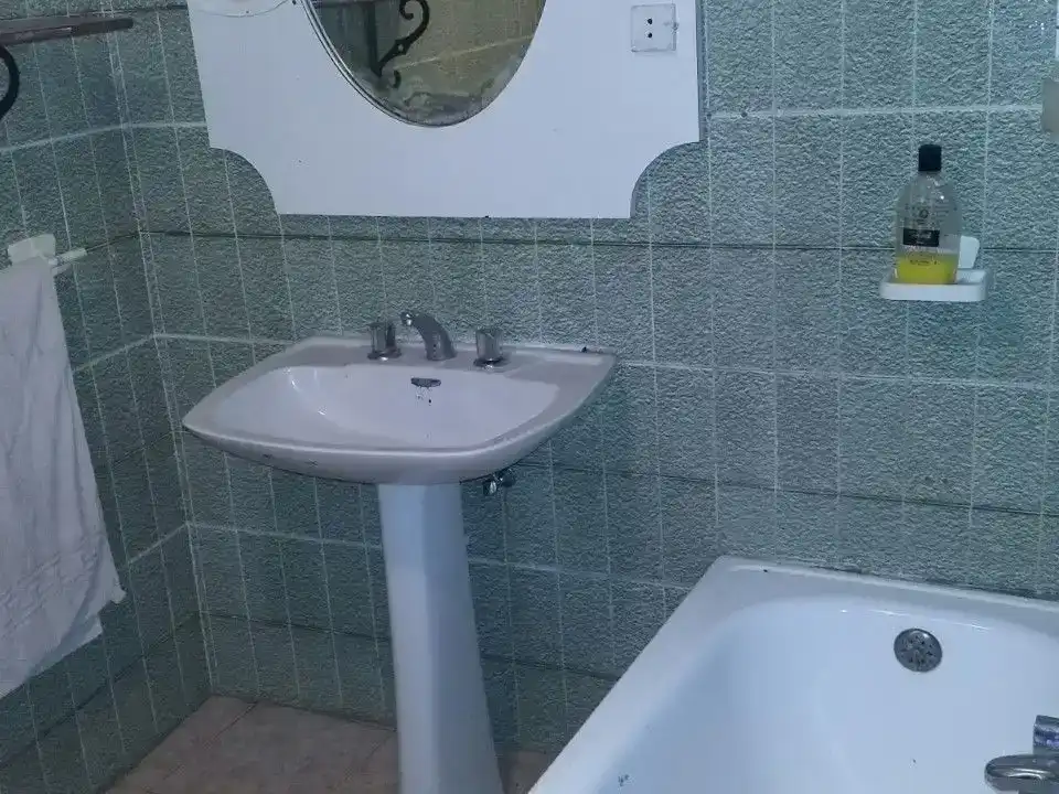 Badezimmer von Wohnung zur Miete in Cervera de la Cañada