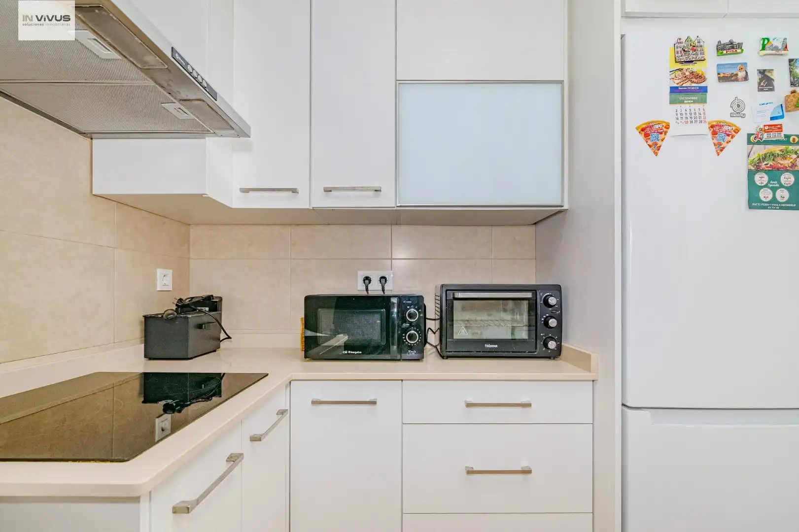 Cocina de Piso para compartir en Granada con Aire acondicionado, Calefacción y Terraza