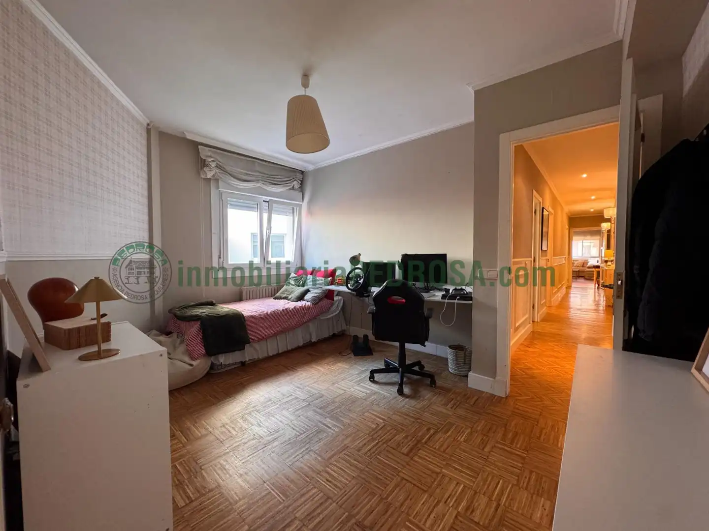 Habitación de Piso en venta en Pontevedra Capital  con Calefacción