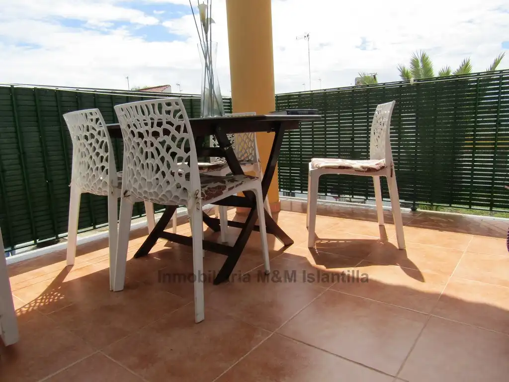 Terraza de Piso en venta en Isla Cristina con Aire acondicionado, Terraza y Amueblado