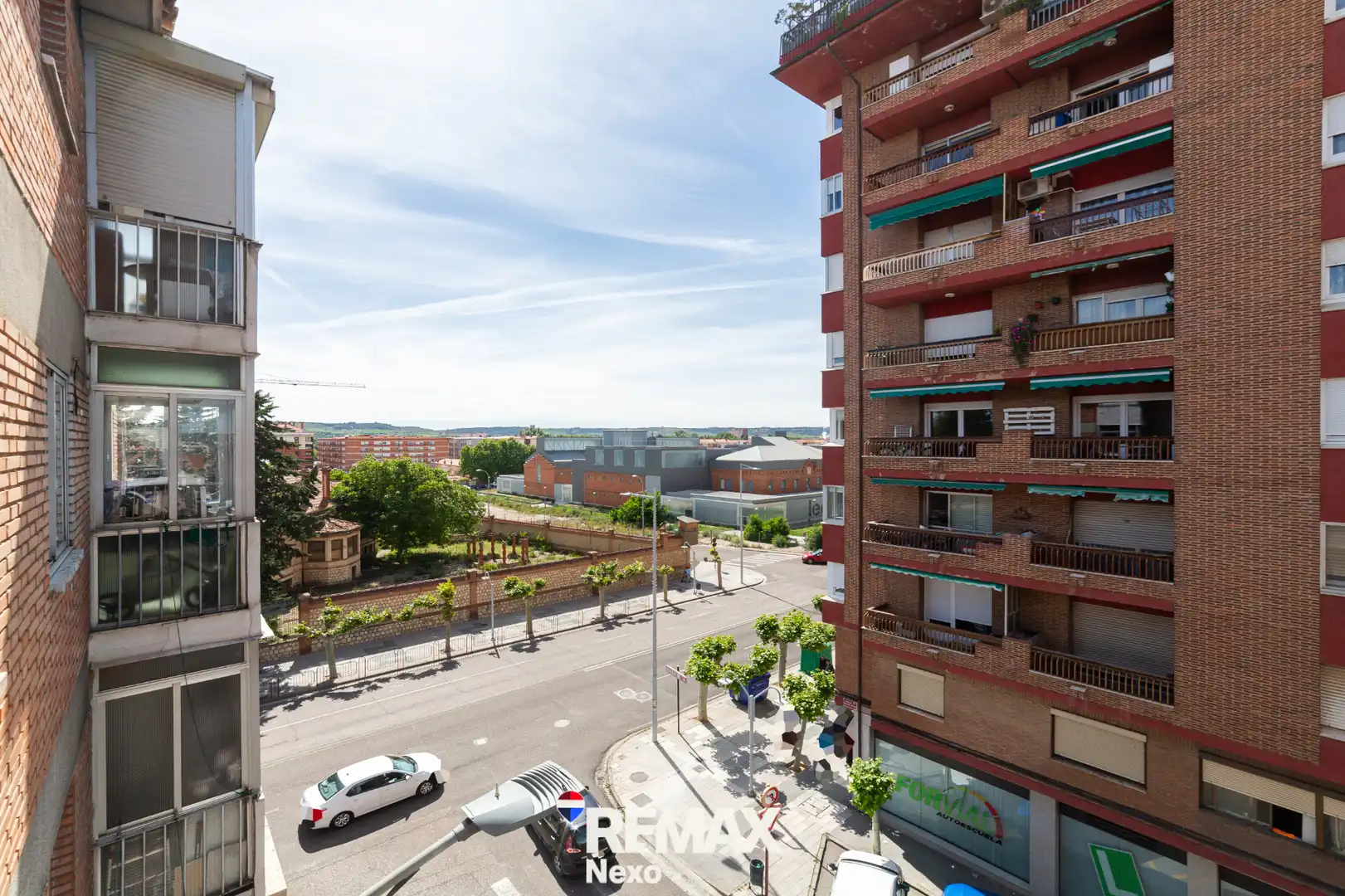 Exterior view of Flat for sale in Palencia  with Air Conditioner, Terrace and Storage room