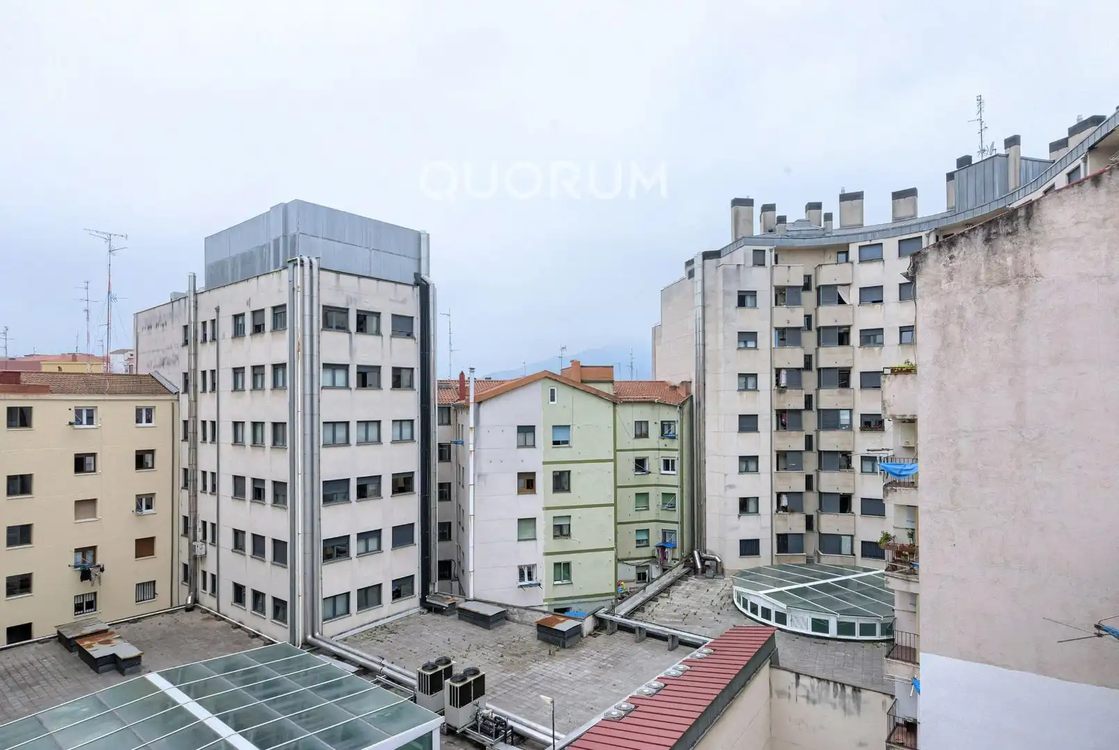 Vista exterior de Piso en venta en Barakaldo  con Calefacción, Trastero y Amueblado