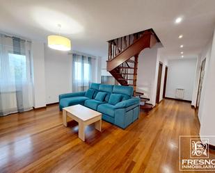 Sala d'estar de Dúplex de lloguer en Piélagos amb Calefacció, Parquet i Traster