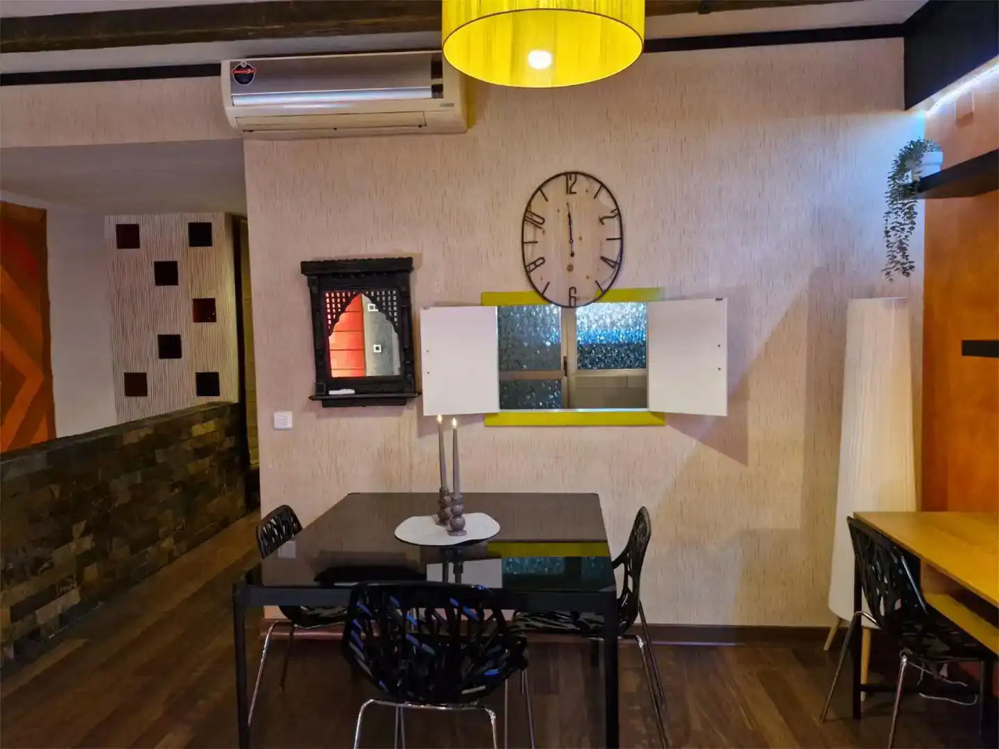 Esszimmer von Wohnung zur Miete in  Sevilla Capital mit Klimaanlage