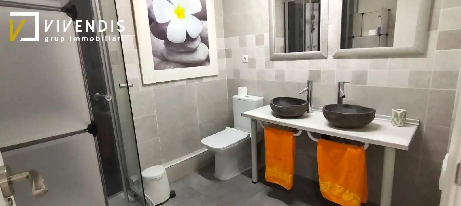 Baño de Planta baja en venta en Lleida con Aire acondicionado, Calefacción y Parquet