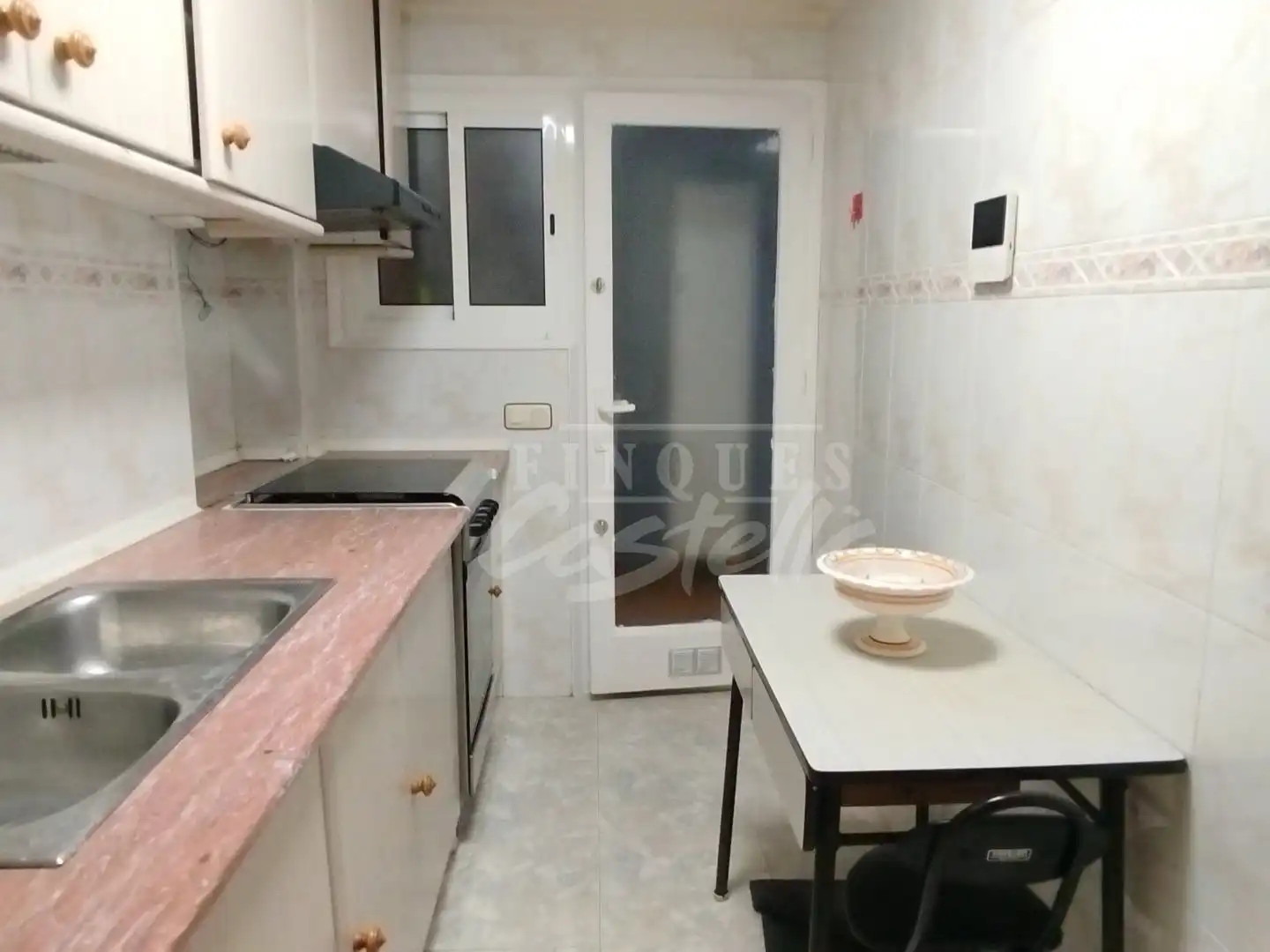 Cuina de Pis en venda en Mataró amb Balcó