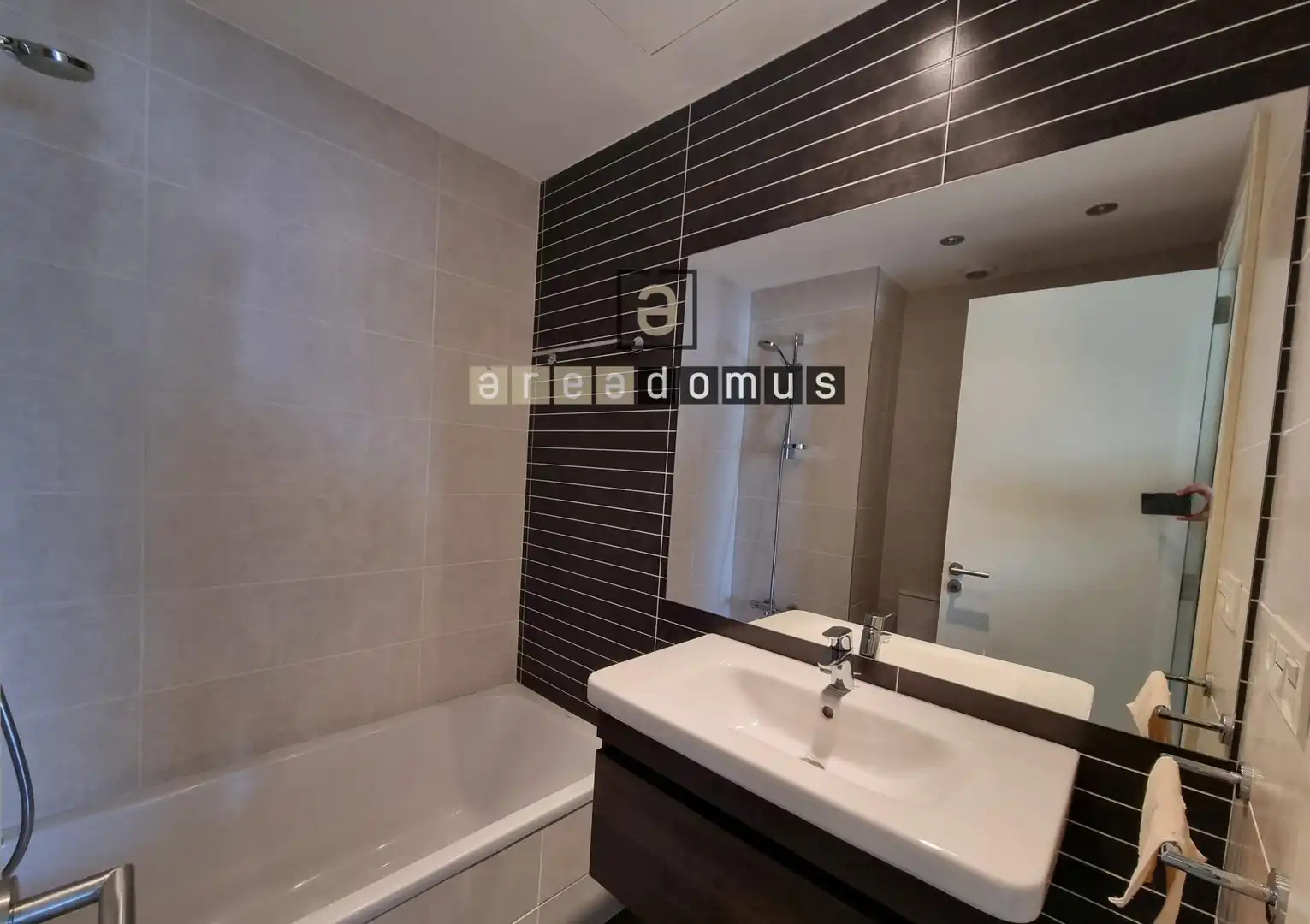 Badezimmer von Wohnung zur Miete in Sant Feliu de Llobregat mit Heizung, Privatgarten und Terrasse