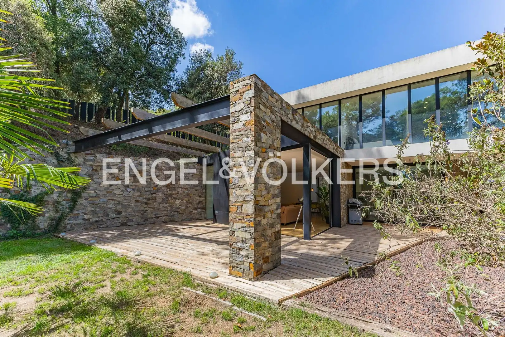 Maison avec jardin à vendre à Carrer del Turó de la Carlina