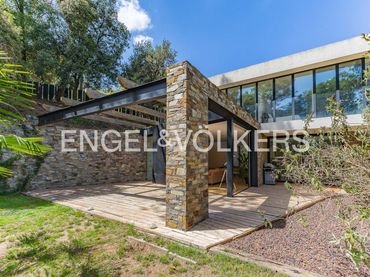 Maison avec jardin à vendre à Carrer del Turó de la Carlina