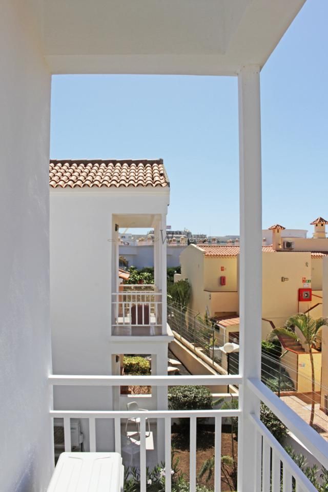 Terrassa de Apartament en venda en Adeje amb Terrassa i Piscina comunitària