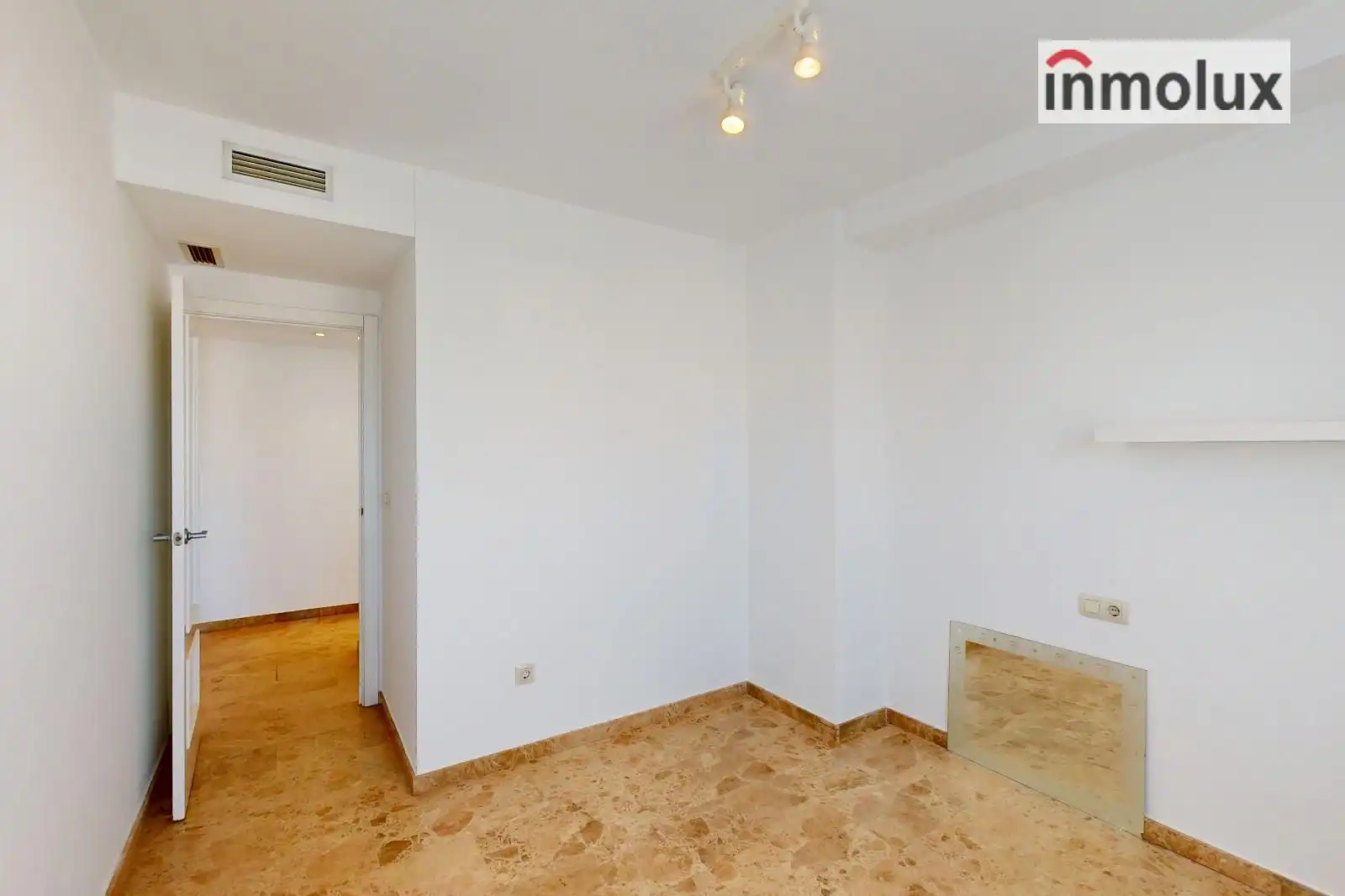 Maisonette zum Verkauf in Alicante / Alacant mit Klimaanlage, Heizung und Terrasse