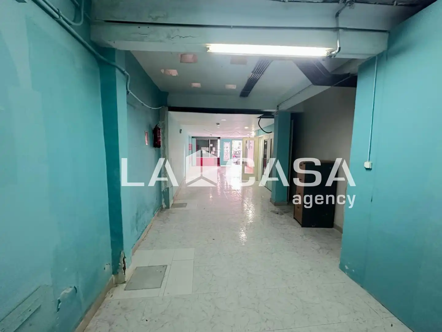 Local comercial en venda a Nou Barris, imagen 8