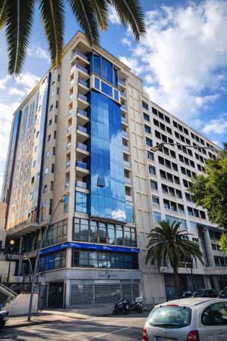 Oficina en Alquiler en Avenida Francisco la Roche, 33 en Toscal