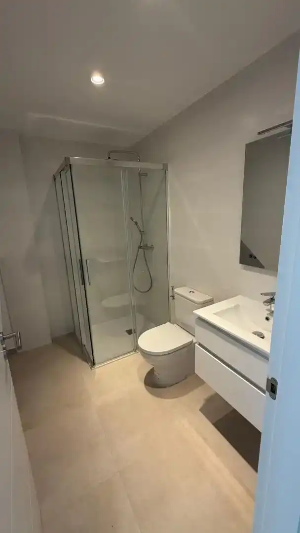 Bany de Dúplex en venda en Tarifa amb Aire condicionat, Piscina i Balcó