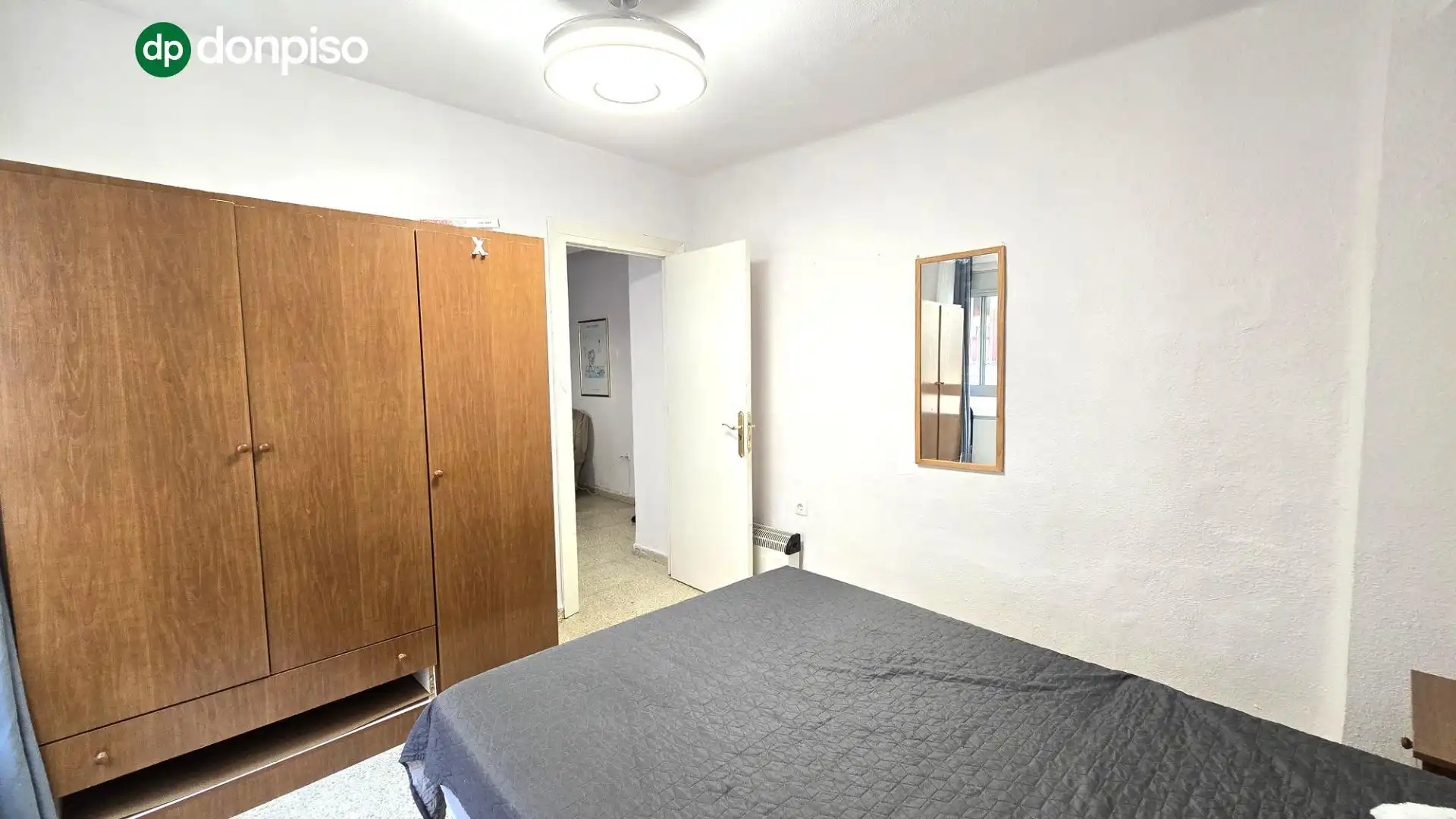 Schlafzimmer von Wohnung zur Miete in Centro