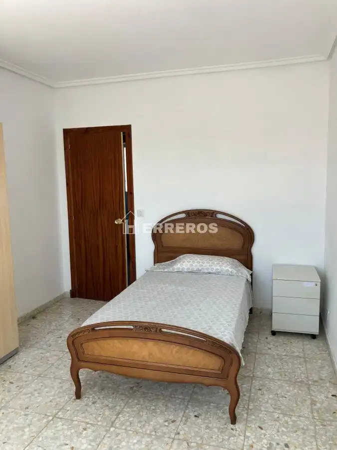 Habitación de Casa o chalet en venta en Galilea con Calefacción y Terraza