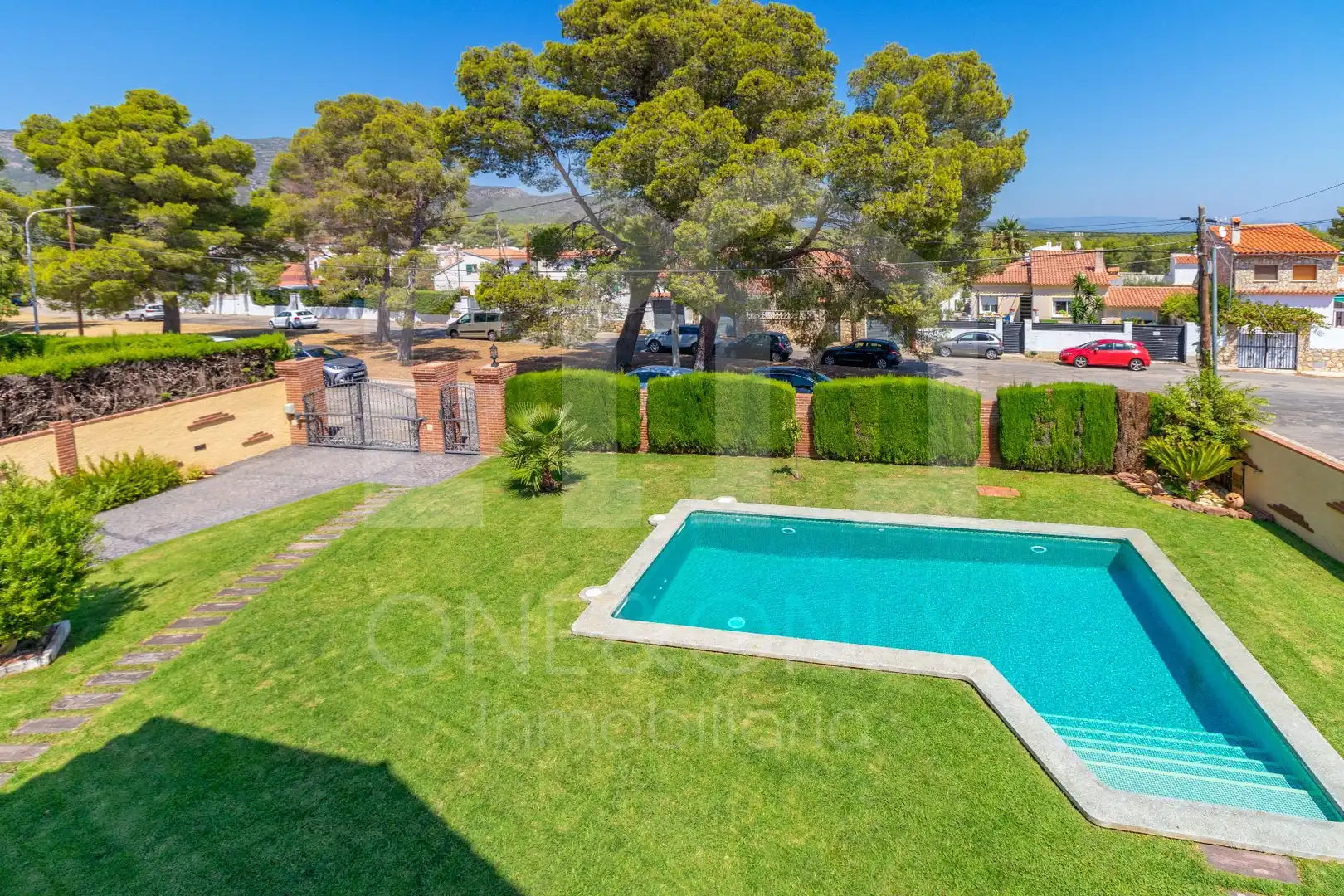 Jardí de Casa o xalet en venda en Mont-roig del Camp amb Aire condicionat, Calefacció i Jardí privat