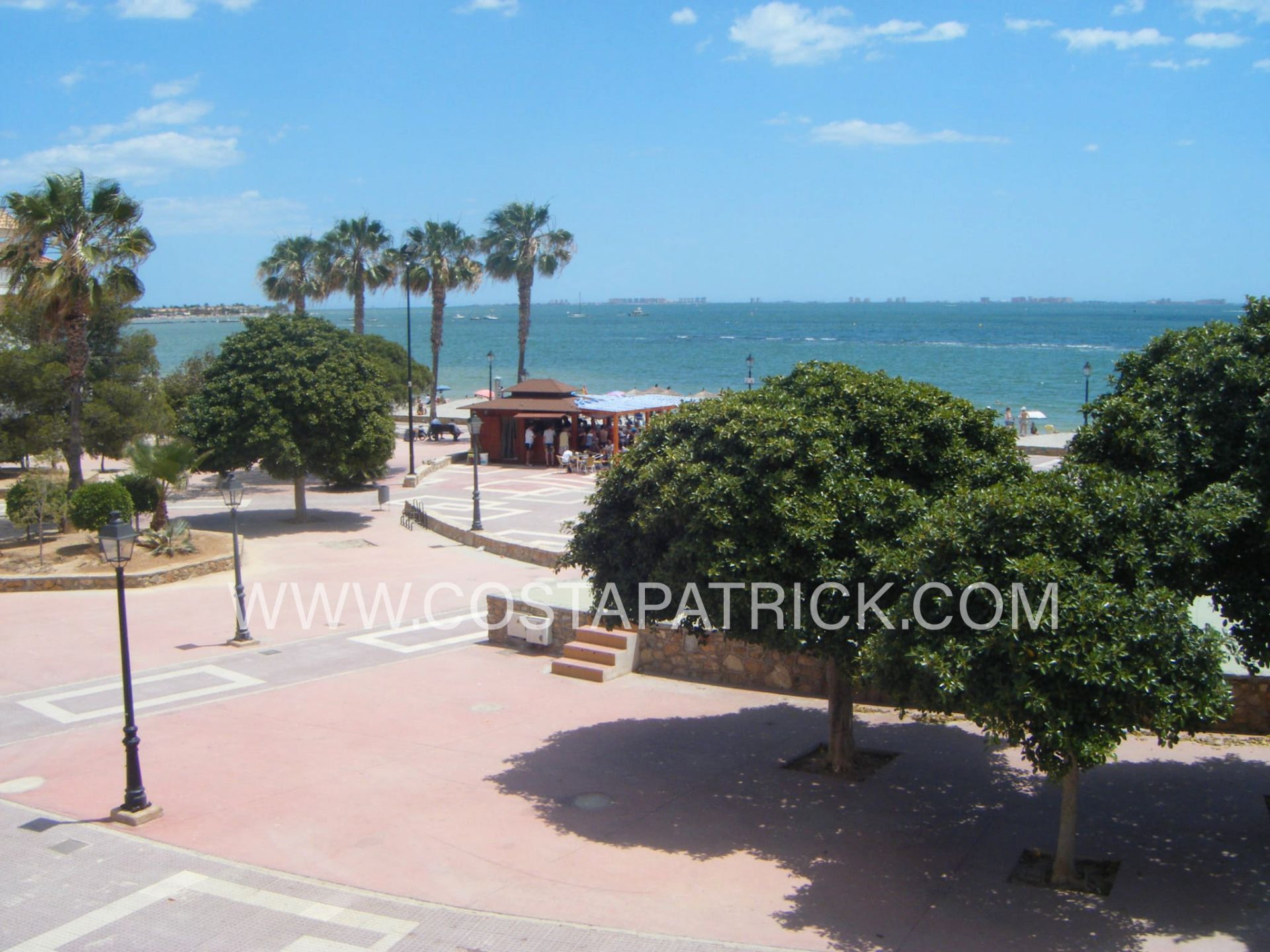 Exterior view of Flat to rent in Los Alcázares  with Furnished, Oven and Washing machine