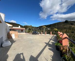 Vista exterior de Casa o xalet en venda en Vélez-Málaga amb Terrassa