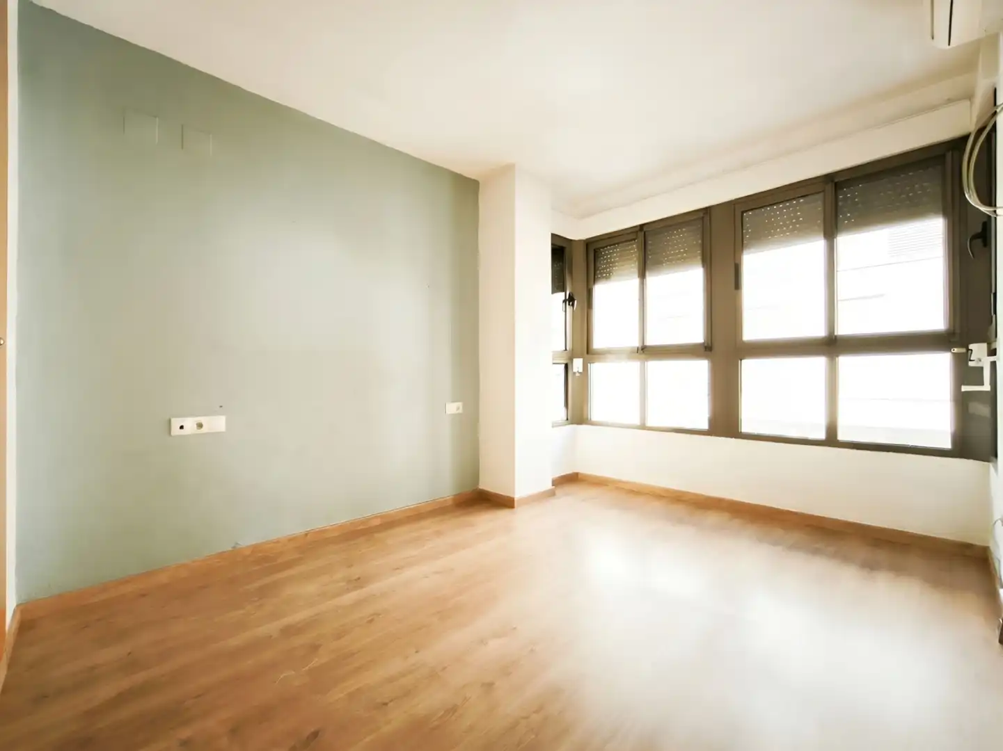 Bedroom of Flat for sale in Plaza Xúquer