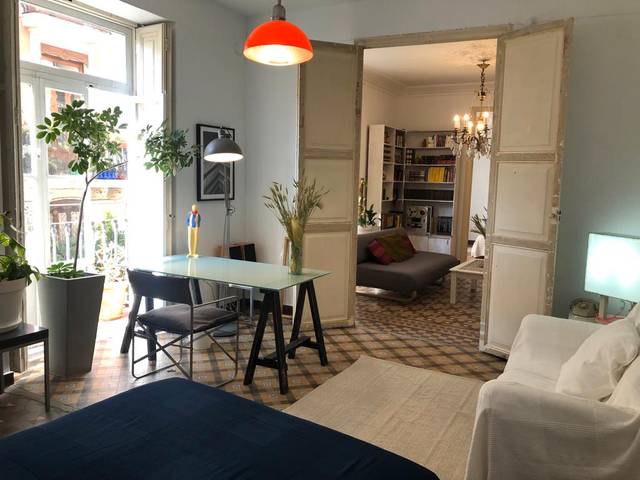 Piso en Alquiler en Carrer del Pintor Domingo en El Pilar