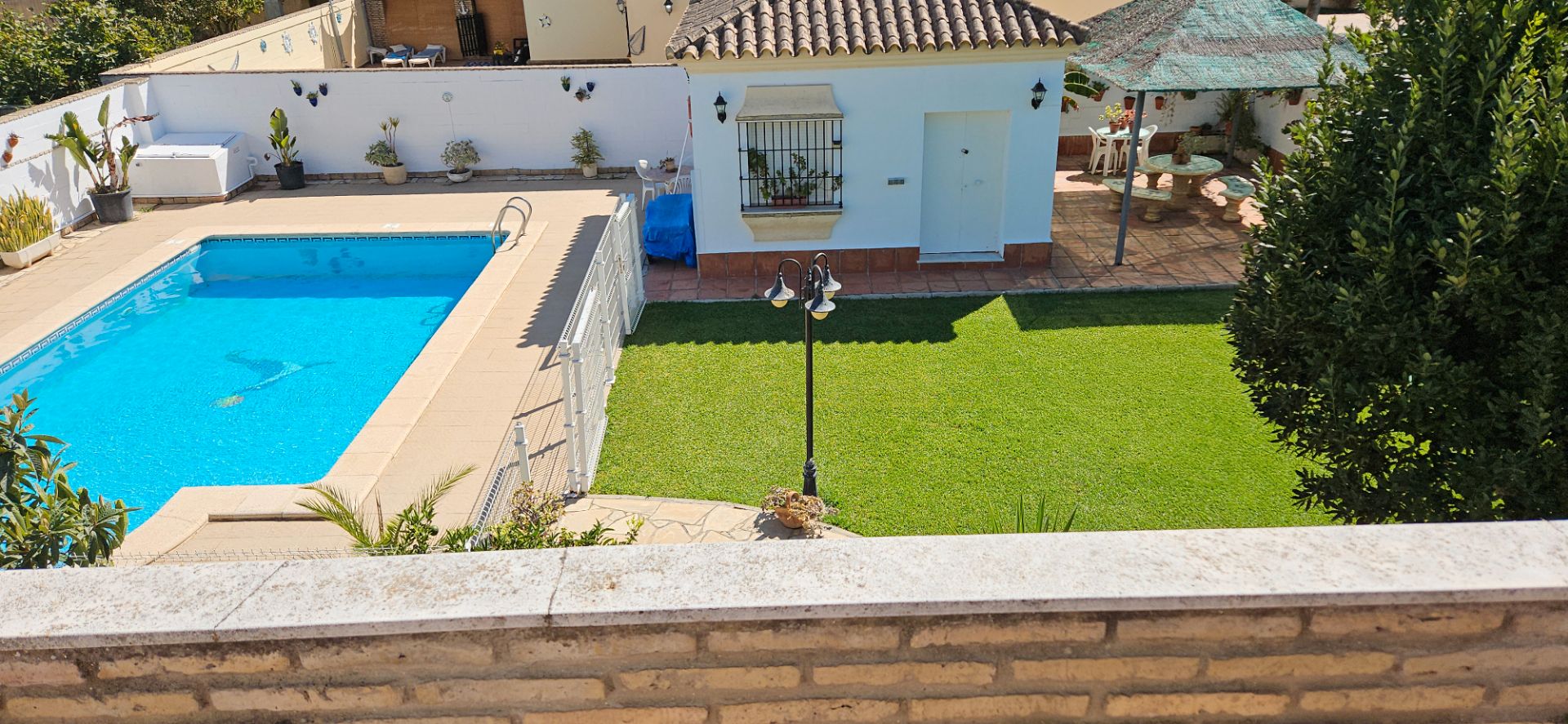 Jardí de Casa o xalet en venda en Chiclana de la Frontera amb Aire condicionat, Calefacció i Jardí privat