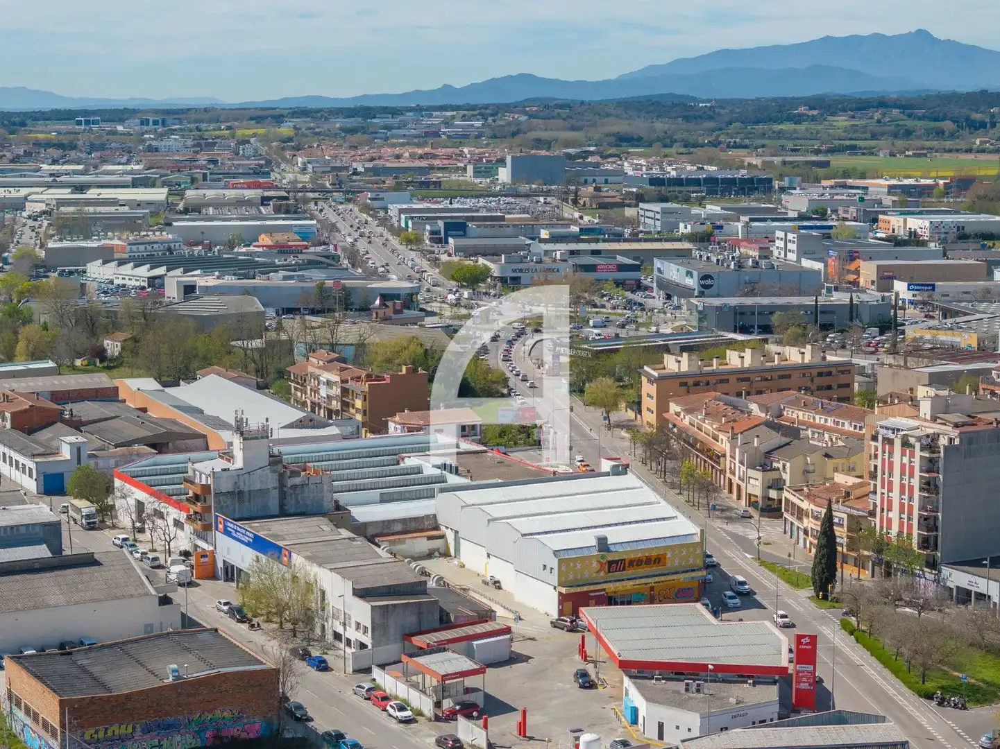 Exterior view of Industrial buildings for rent in Girona