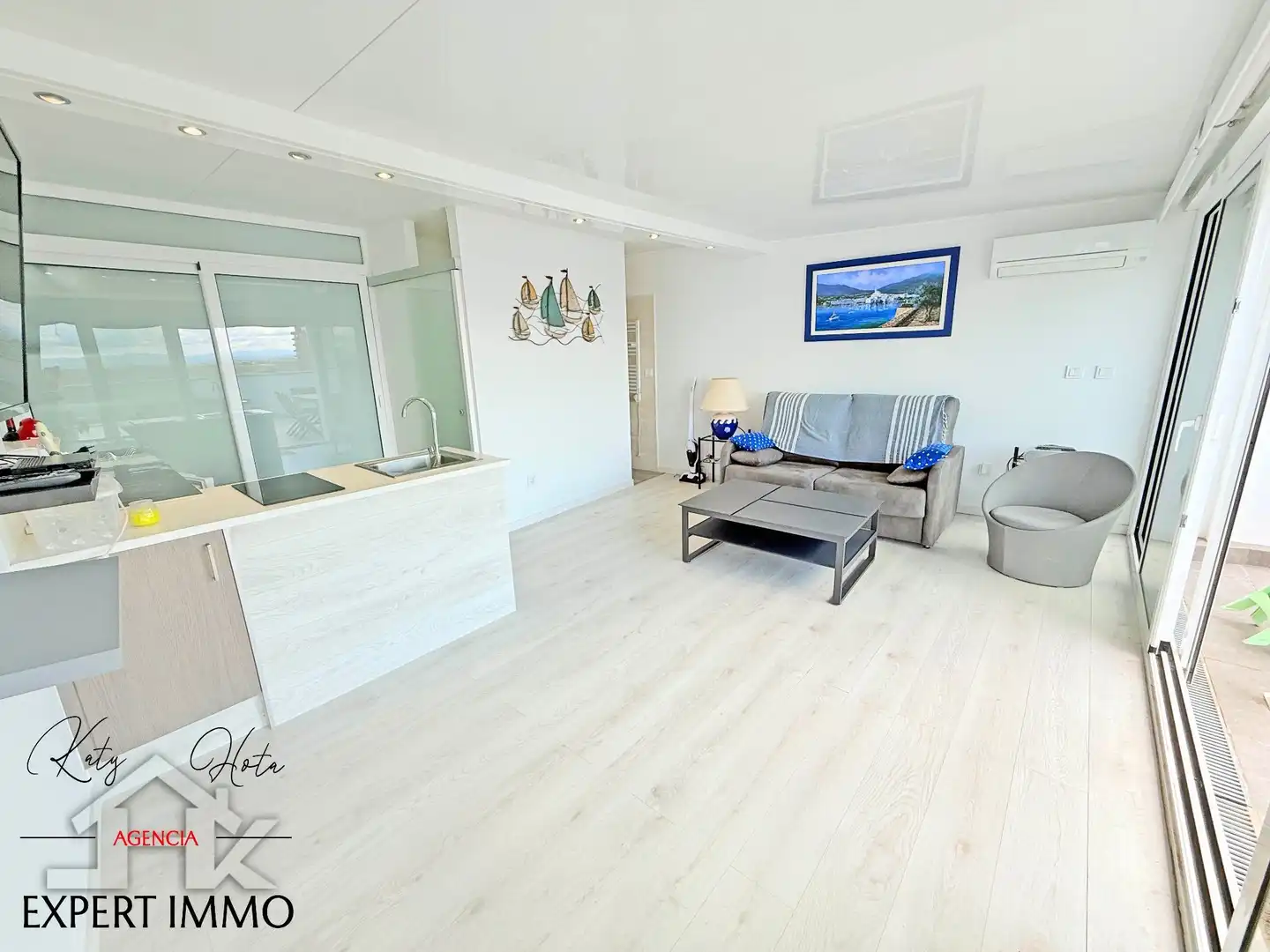 Sala de estar de Apartamento en venta en Roses con Aire acondicionado, Calefacción y Terraza