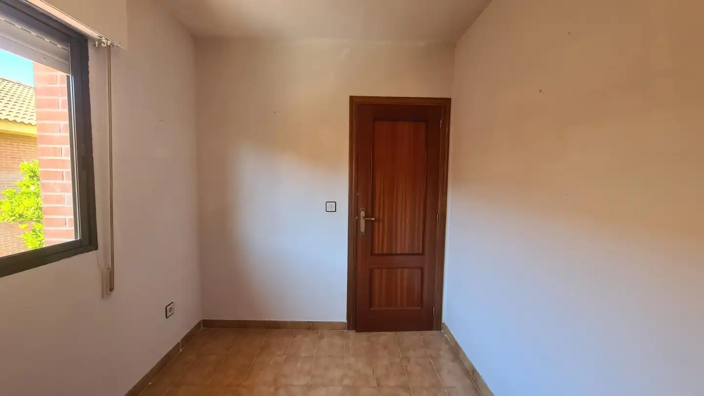 Bedroom of Houses for sale in La Adrada   with Private garden