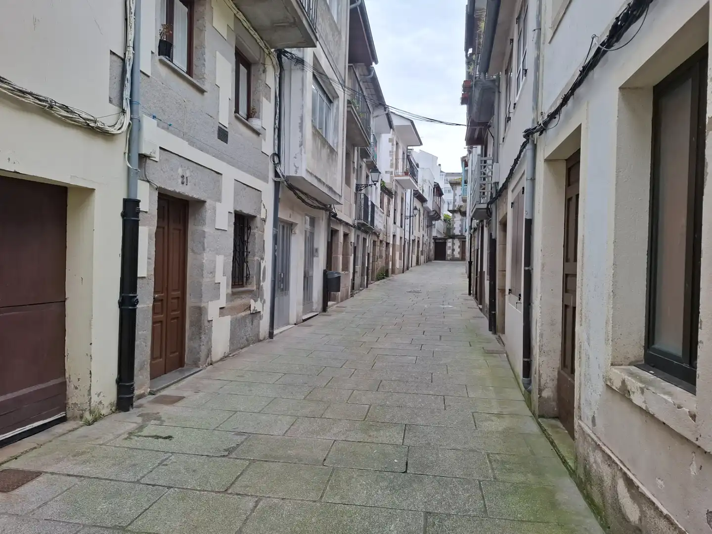 Vista exterior de Casa adosada en venda en Viveiro amb Terrassa