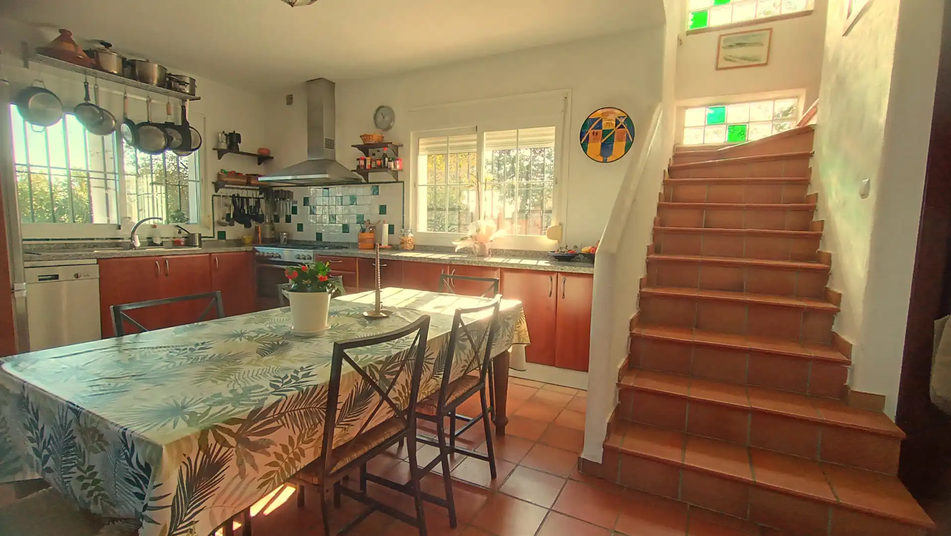 Cocina de Finca rústica en venta en Estepona con Aire acondicionado, Calefacción y Jardín privado
