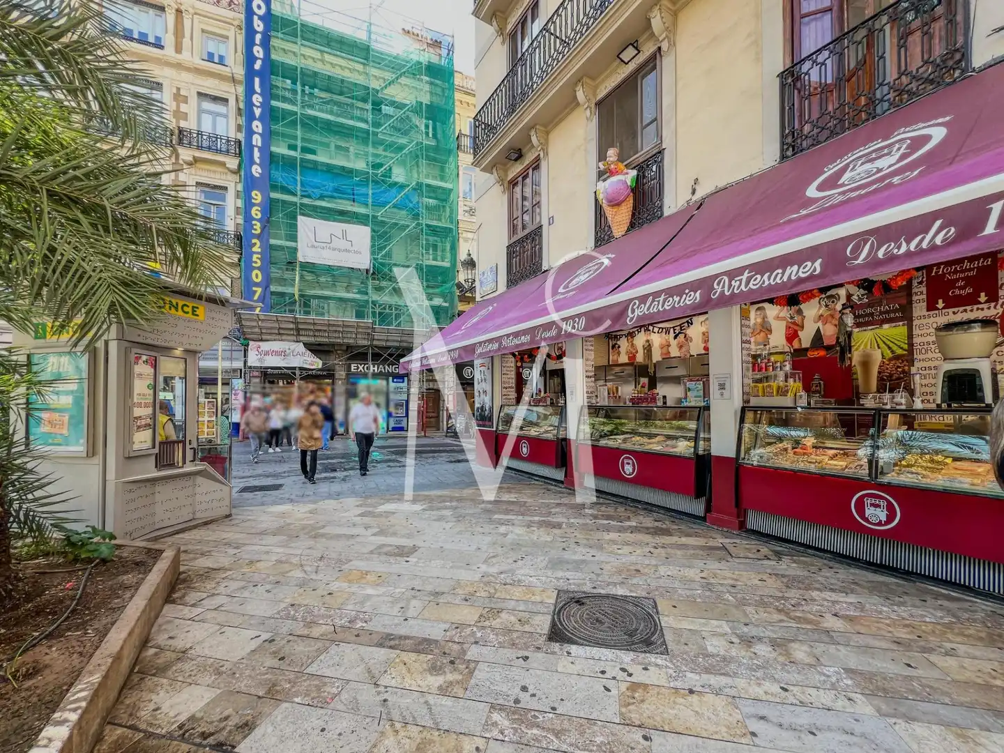 Vista exterior de Local de alquiler en Valencia