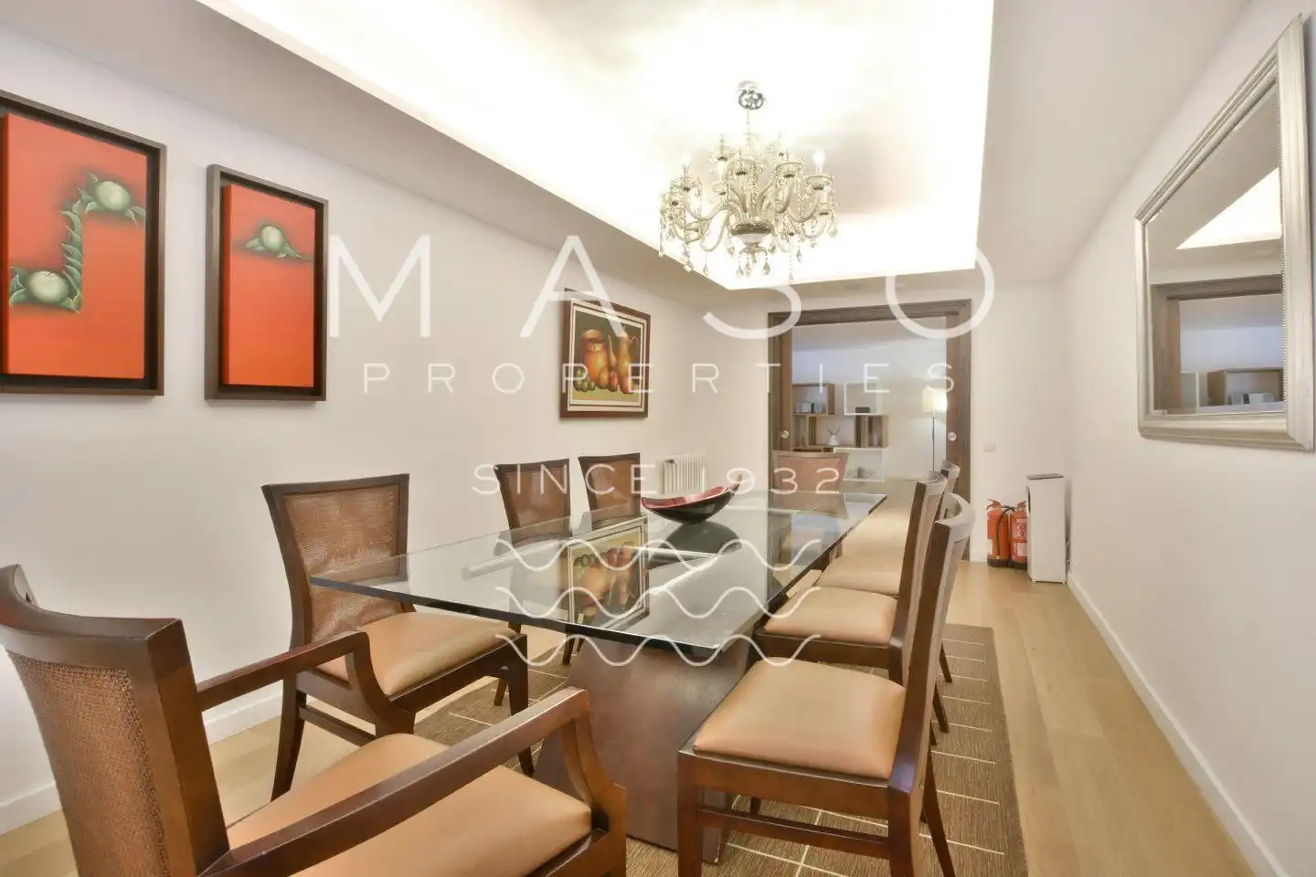 Menjador de Apartament en venda en Barcelona amb Aire condicionat, Calefacció i Parquet