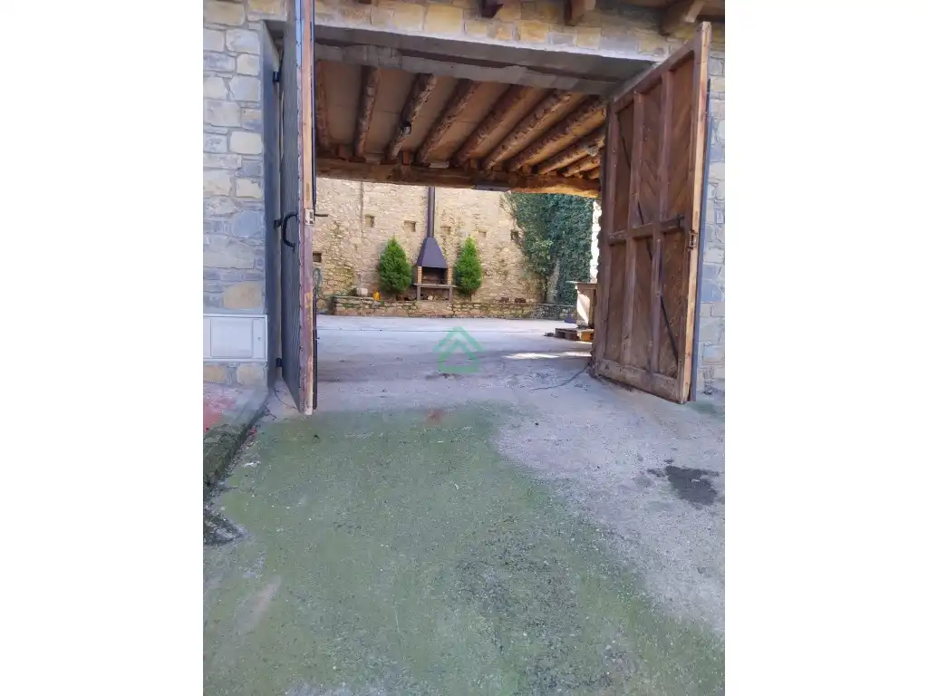 Aparcament de Casa o xalet en venda en Alàs I Cerc