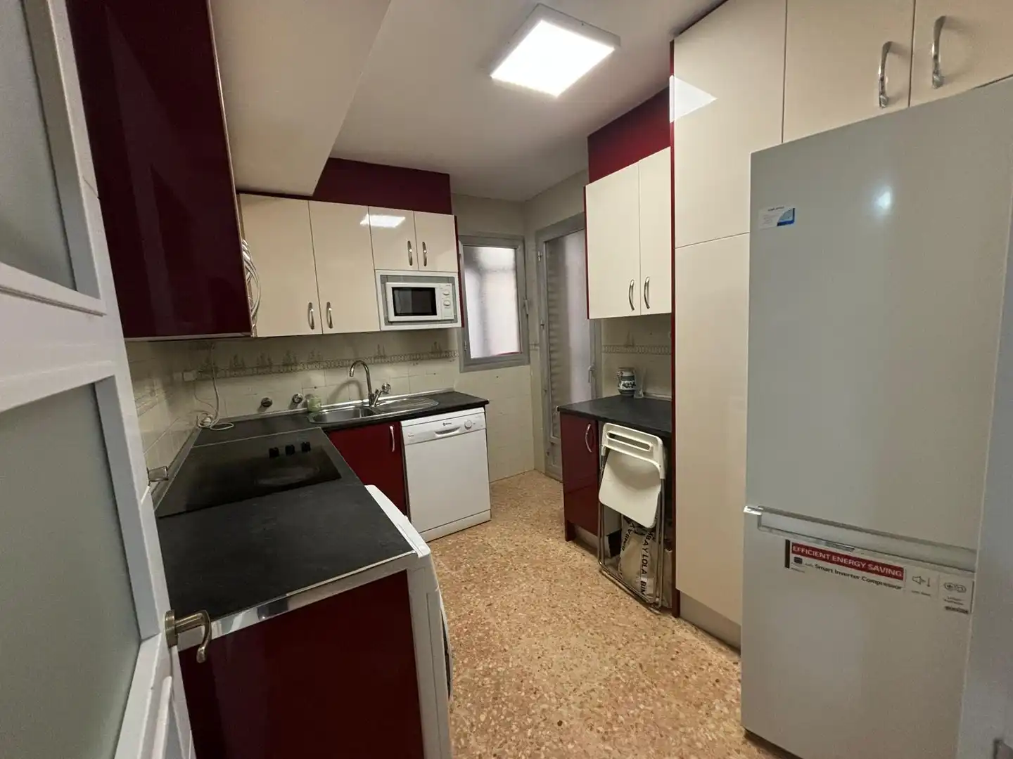 Cuina de Pis en venda en Zaragoza amb Calefacció, Jardí privat i Terrassa