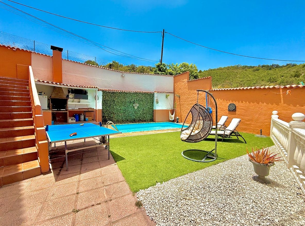 Piscina de Casa o xalet en venda en Santa María de Guía de Gran Canaria amb Jardí privat, Terrassa i Traster