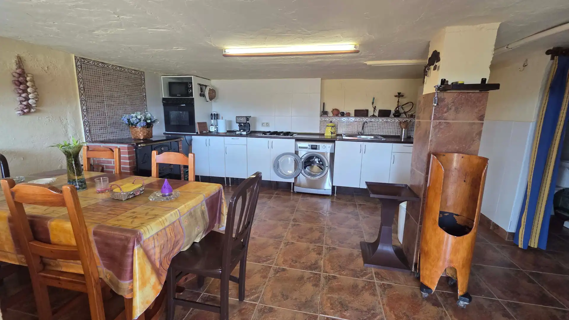 Cuina de Casa o xalet en venda en Pravia amb Calefacció, Jardí privat i Terrassa