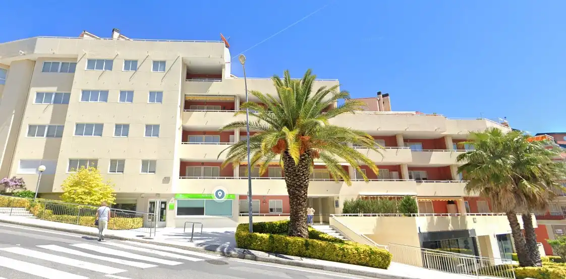Individuale con ascensore in vendita a Sanxenxo pueblo