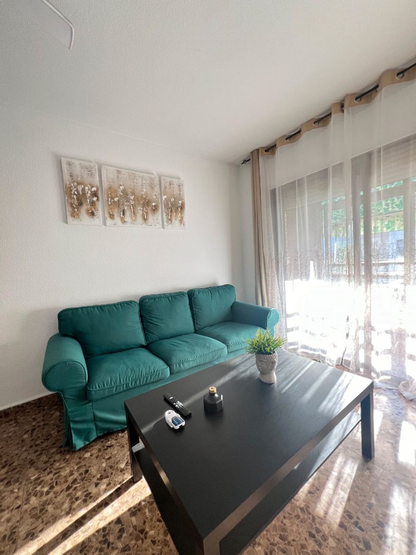 Sala d'estar de Apartament de lloguer en Ciudad Real Capital amb Aire condicionat, Calefacció i Terrassa