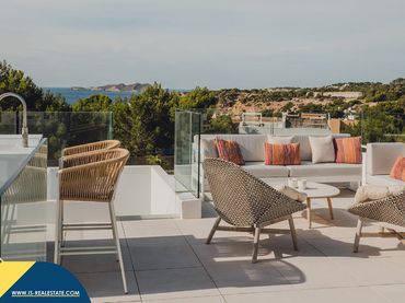 Xalet amb piscina en venda a Cala Vedella-Cala Tarida