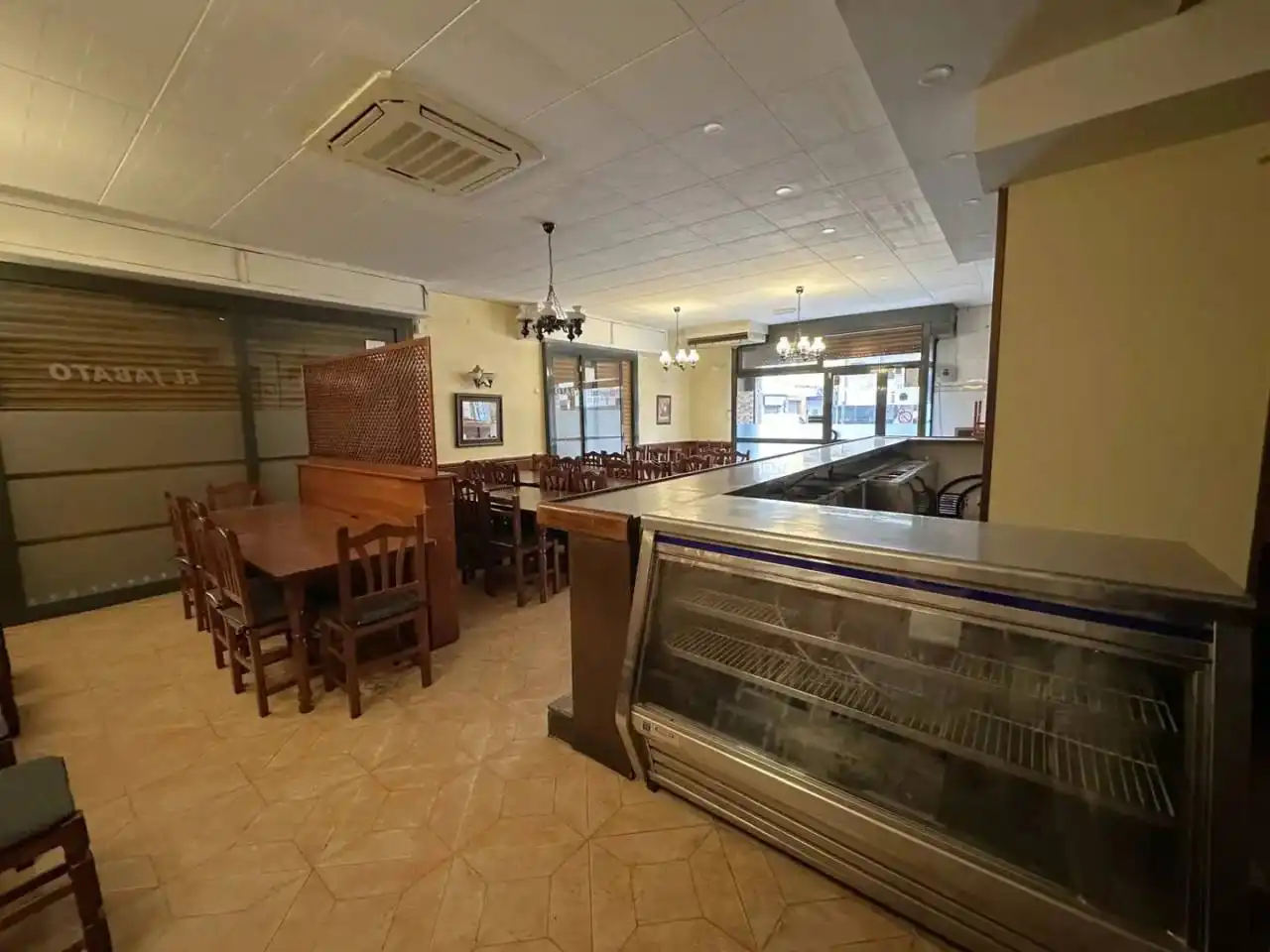Local comercial en venda a Calle Carrer de l´Historiador Cardús 79, imagen 8