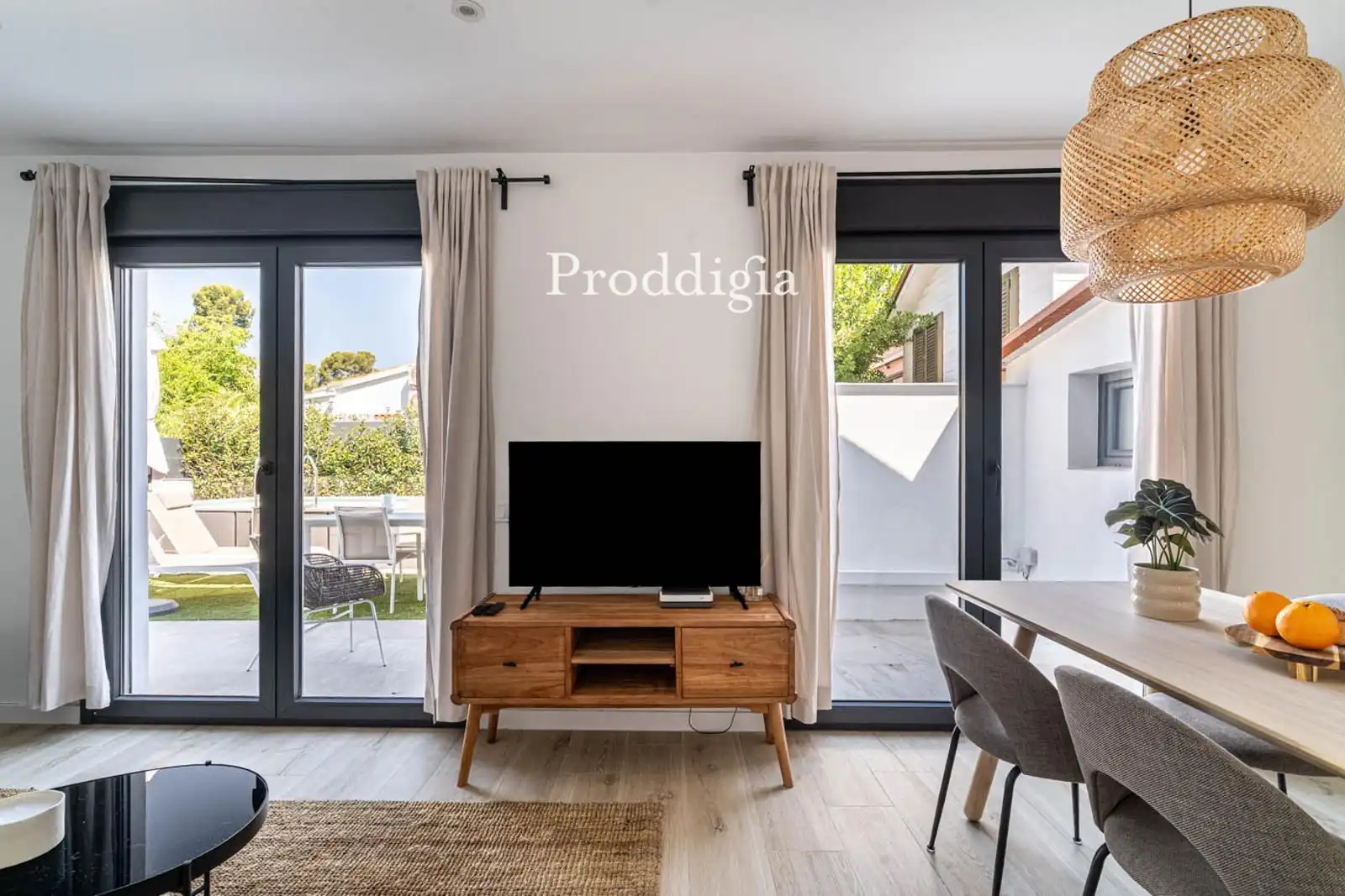 Bedroom of Houses for rent in Sant Cugat del Vallès  with Air Conditioner, Storage room and Swimming Pool